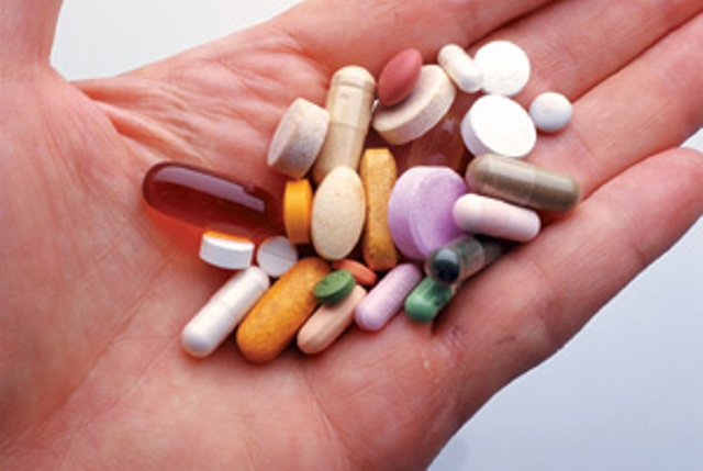 مصرف خودسرانه آنتی بیوتیک ها چه بلایی سرتان می‌آورد؟