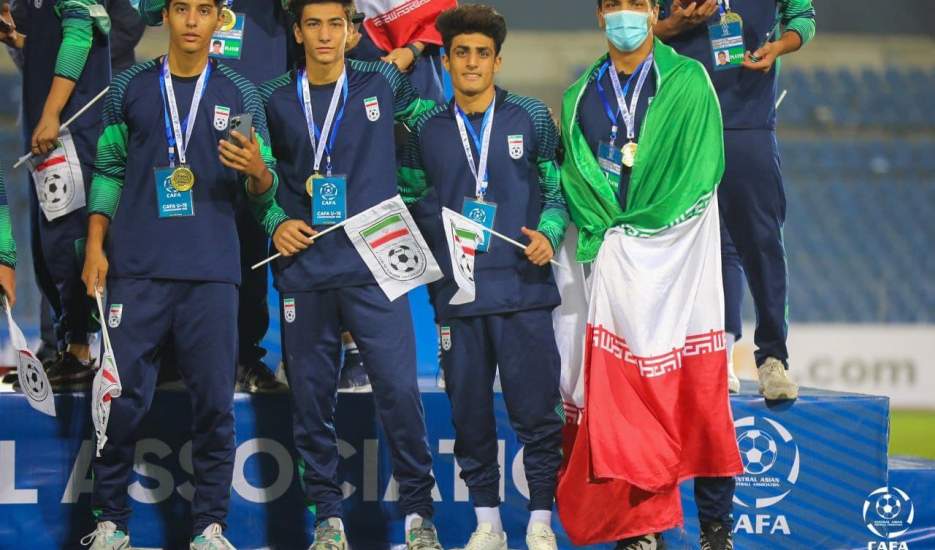 آینده‌سازان فوتبال ایران در یک قاب