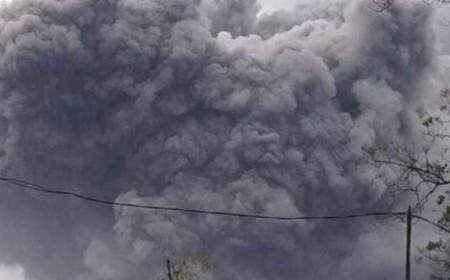 فوران آتشفشان اندونزی ۱۳ کشته و ده‌ها مجروح برجای گذاشت