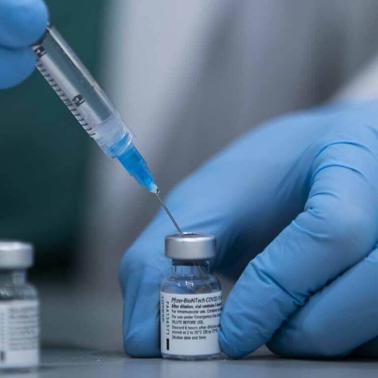 جدیدترین تحقیقات در مورد اثربخشی واکسن‌ها بر اومیکرون چه می‌گویند؟