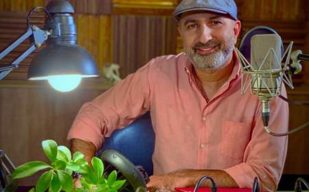 منصور ضابطیان «یلدای دو صفر» را اجرا می‌کند