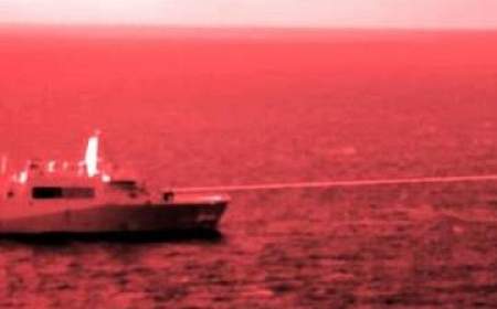 آمریکا در خلیج عدن سلاح لیزری آزمایش کرد