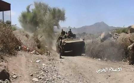 پیشروی ارتش و کمیته‌های مردمی یمن در مرز عربستان