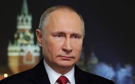 پوتین: مردم روسیه با سربلندی سال دشواری را پشت سر گذاشتند