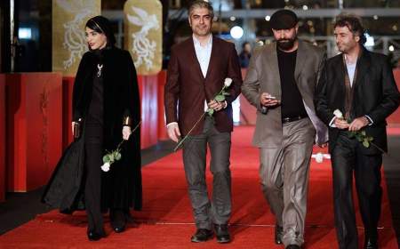 ادعای مدیر روابط عمومی جشنواره فیلم فجر: «حاتمی‌کیا» و « پرستویی» از فرش قرمز ناراضی بودند