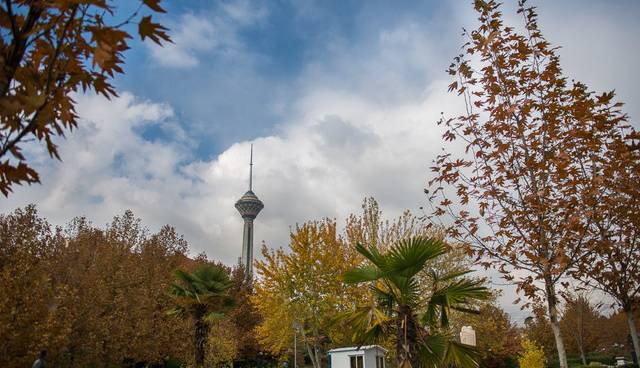 کاهش غلظت ذرات معلق در هوای تهران طی امروز و فردا