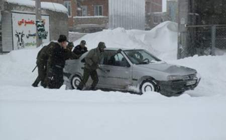 غافلگیری مسافران مازندران از بارش برف