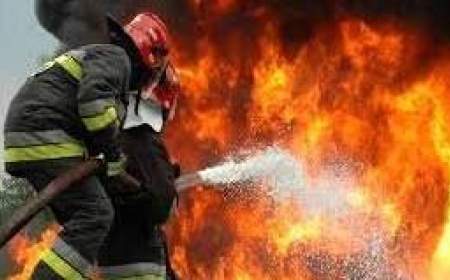 سوختگی ۲ نفر در آتش‌سوزی منطقه ویژه پتروشیمی ماهشهر؛ حریق مهار شد