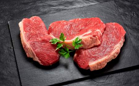 گوشت قرمز در یک ‌ماه چقدر گران‌ شده است؟