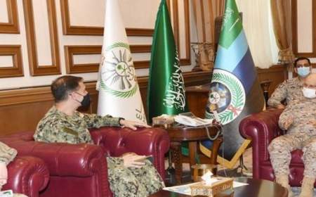 رایزنی فرماندهان نظامی آمریکا و سعودی در ریاض