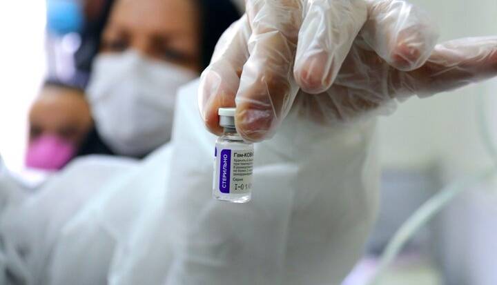 مصوبه ستاد کرونا برای تزریق نوبت چهارم واکسن در سنین ۷۰ سال به بالا