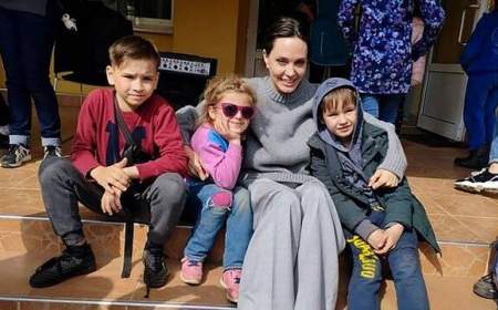 آنجلینا جولی در یک سفر غیرمنتظره به ملاقات کودکان در اوکراین رفت