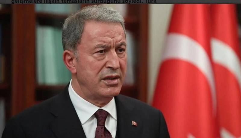 وزیر دفاع ترکیه: تا آخرین تروریست در شمال سوریه و عراق می‌مانیم
