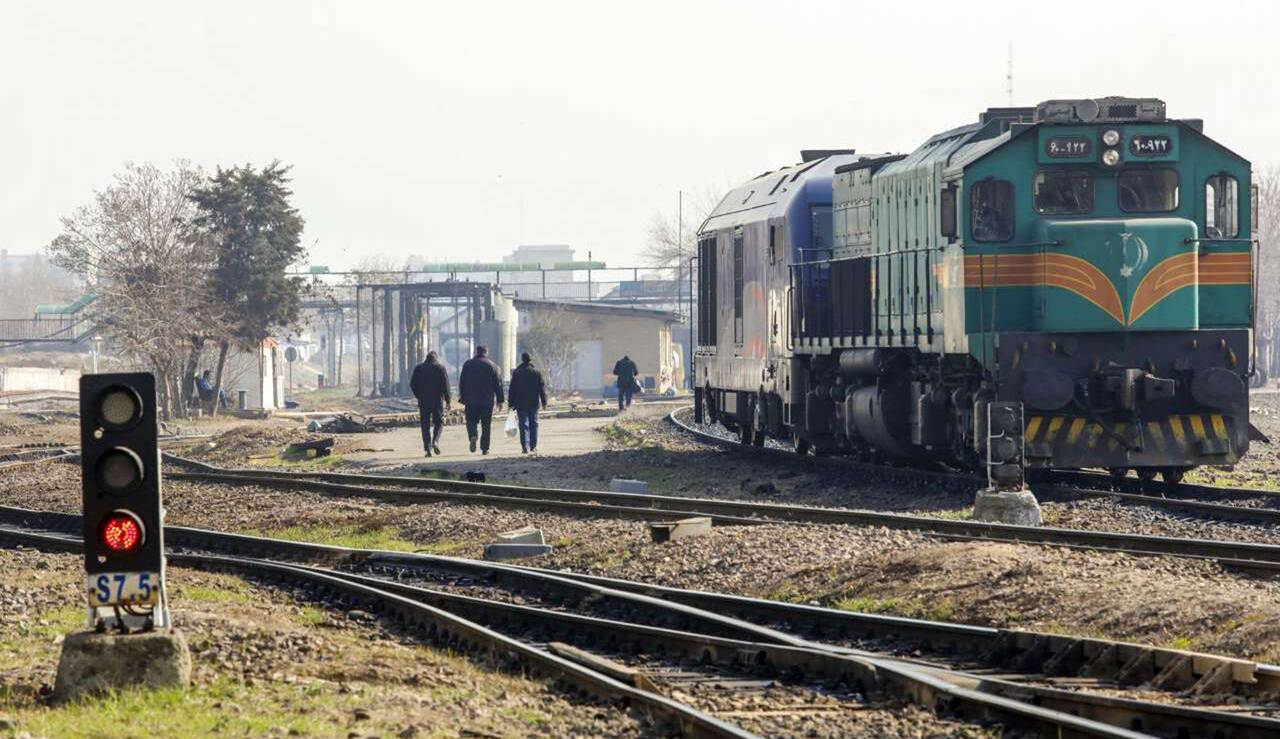 خروج قطار مسافربری تهران به زاهدان