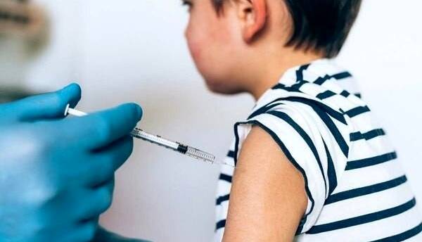 تاکید بر دریافت کامل واکسن‌های دوران کودکی