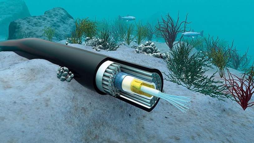 کابل‌های اینترنت زیر دریا به کمک پیش‌بینی زلزله می‌آیند