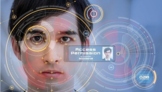 نصب نرم افزارهای تشخیص چهره شرکت جنجالی آمریکایی در مدارس