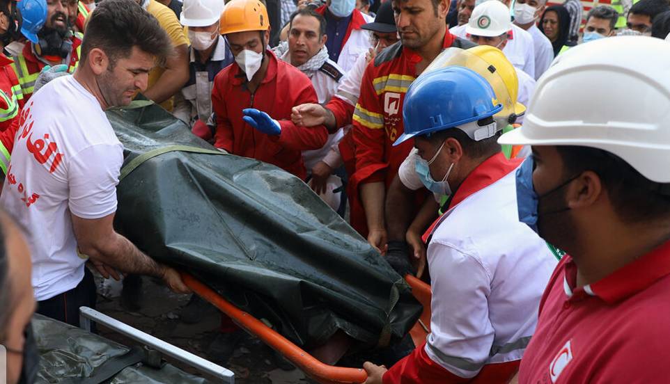 پنج دانش آموز در حادثه متروپل آبادان جان خود را از دست دادند