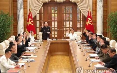 جلسه کمیته سیاستگذاری کره‌ شمالی بدون "کیم جونگ اون" برگزار شد