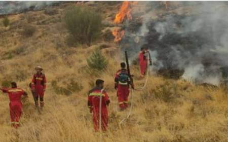 مهار آتش‌سوزی در میانکاله با تلاش 21 ساعته