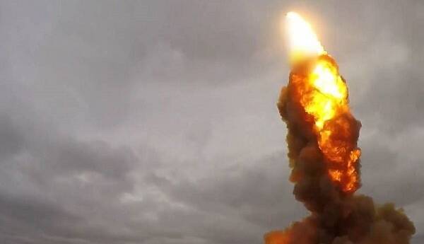 آمریکا سامانه موشک‌های دوربرد به اوکراین می دهد
