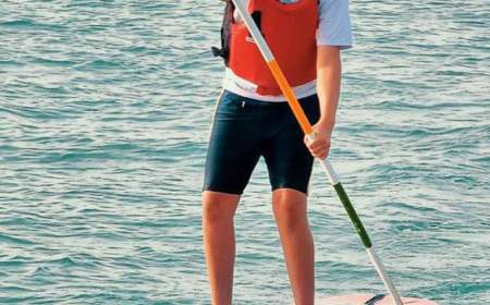 شجاعت کم‌نظیر پسر ۱۲ ساله برای نجات مرد حادثه‌دیده در دریا