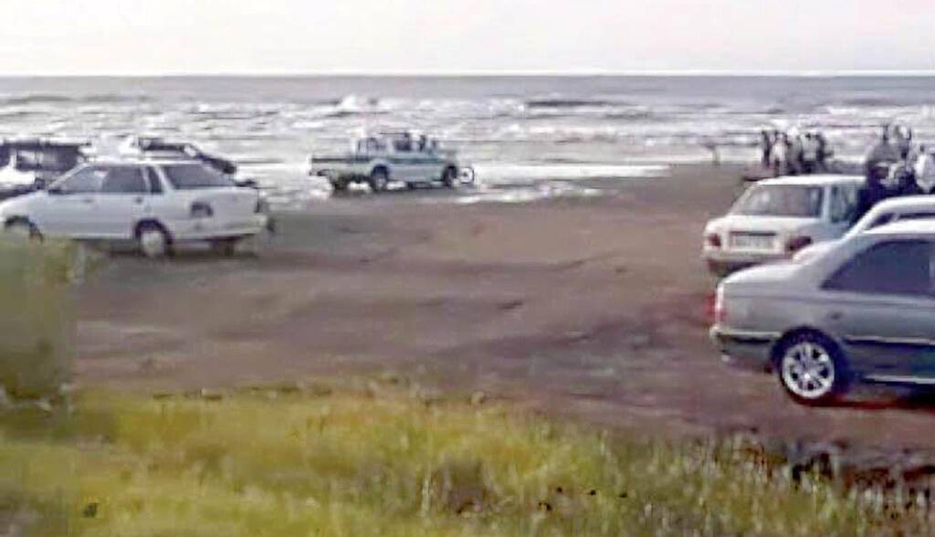 مرگ عروس و داماد جوان در دریا؛ جسد خواهر ۱۳ساله عروس هم از آب گرفته شد