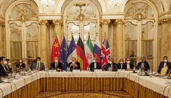 وال‌ استریت: تماس ایران و اروپا درباره برجام هر روز در جریان است
