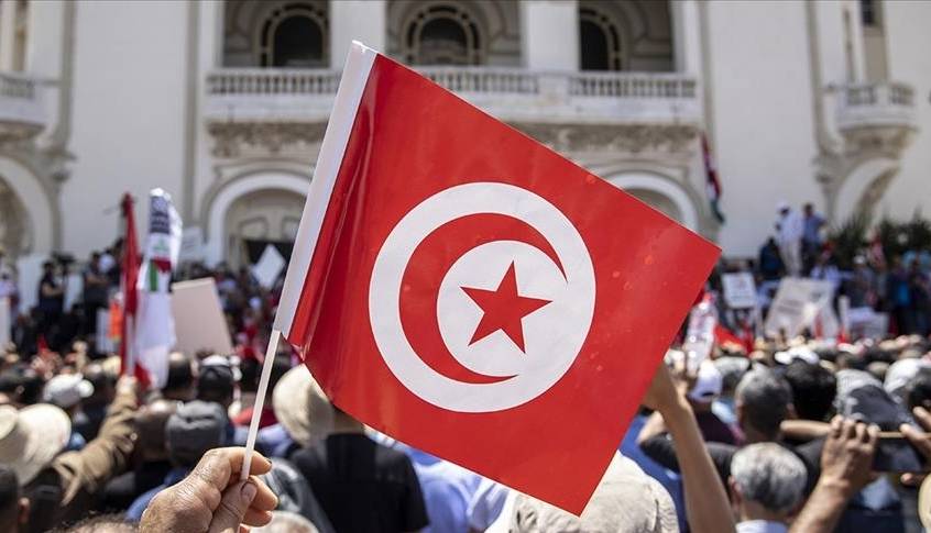 آغاز همه پرسی قانون اساسی جدید تونس به رغم اعتراضات مردمی