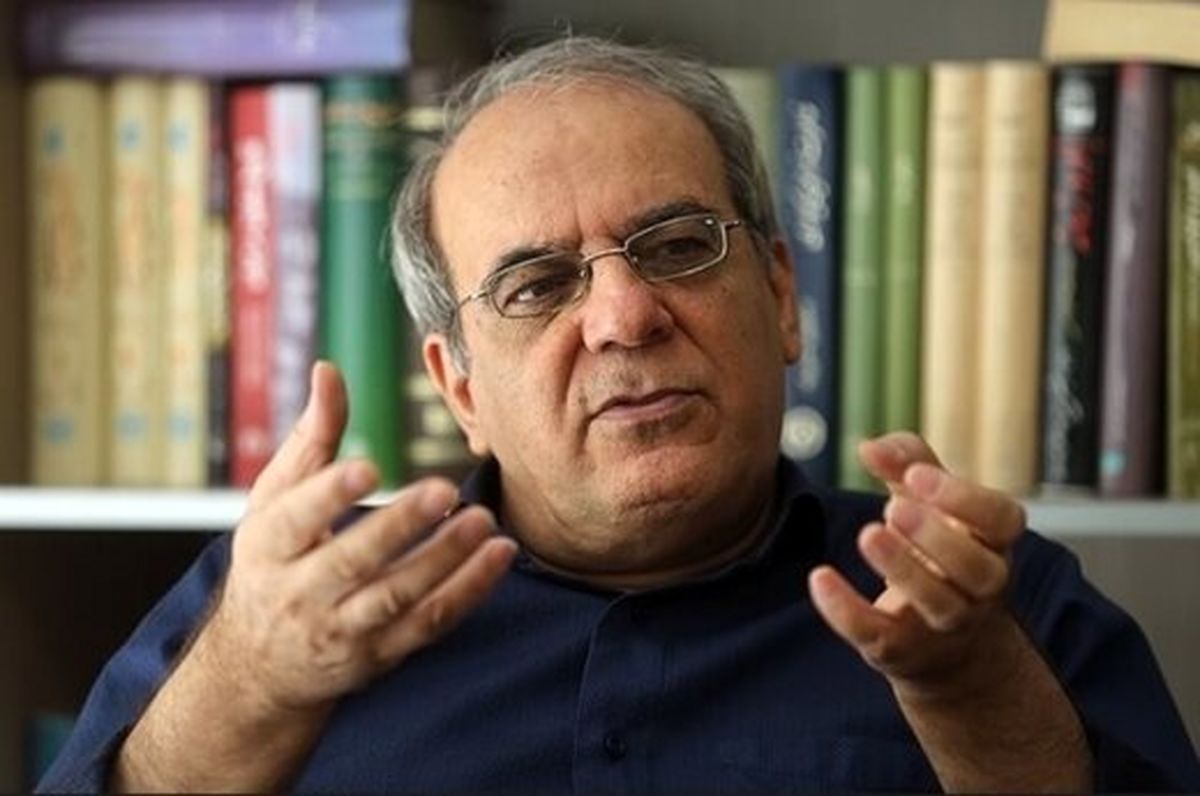 توصیه عباس عبدی به رئیسی: گزارش‌های درون وزارتخانه‌ای را کنار بگذارید