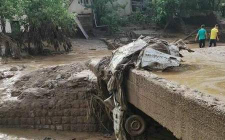 سیل طالقان ۷۰ خودرو را برد