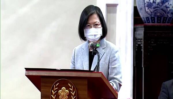 رئیس تایوان: علی‌رغم تهدیدها، عقب‌نشینی نمی‌کنیم