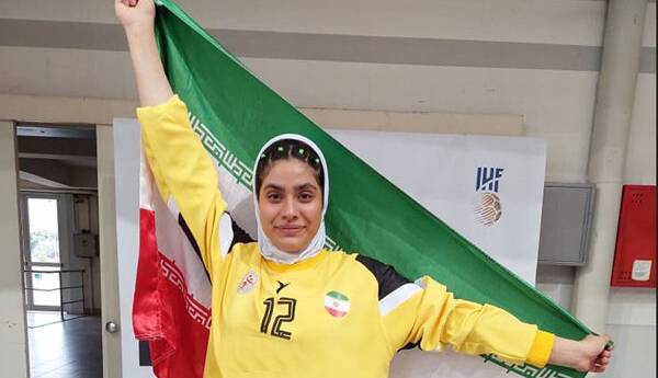 دروازه‌بان تیم ملی: هرچه دارم از ایران است/ اروپایی‌ها قدرتمندند