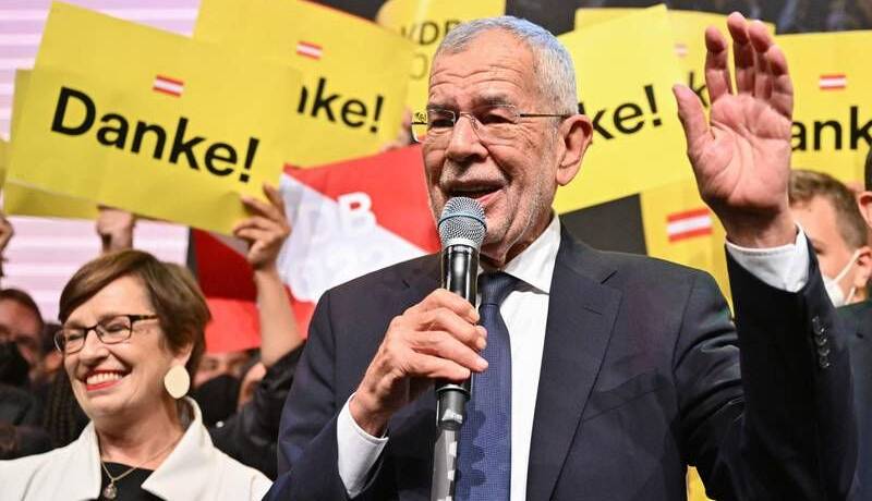 رئیس‌جمهور اتریش برای بار دوم پیروز انتخابات شد