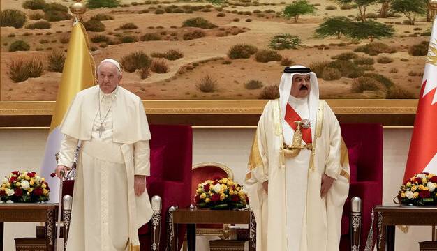 درخواست پاپ فرانسیس از بحرین برای برقراری آزادی کامل مذهبی