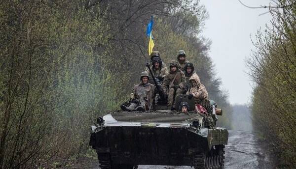 استقرار حجم وسیعی از تجهیزات و خودروهای زرهی اوکراین در خرسون