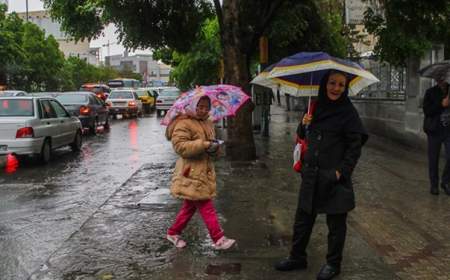 آخرین وضعیت ترافیکی جاده‌ها؛ بارش باران در محورهای مواصلاتی ۱۴ استان