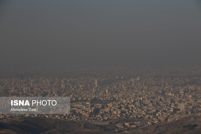 درخواست وزارت بهداشت برای دورکاری کارمندان تهرانی/استنشاق هوای ناسالم مساوی با مصرف سیگار