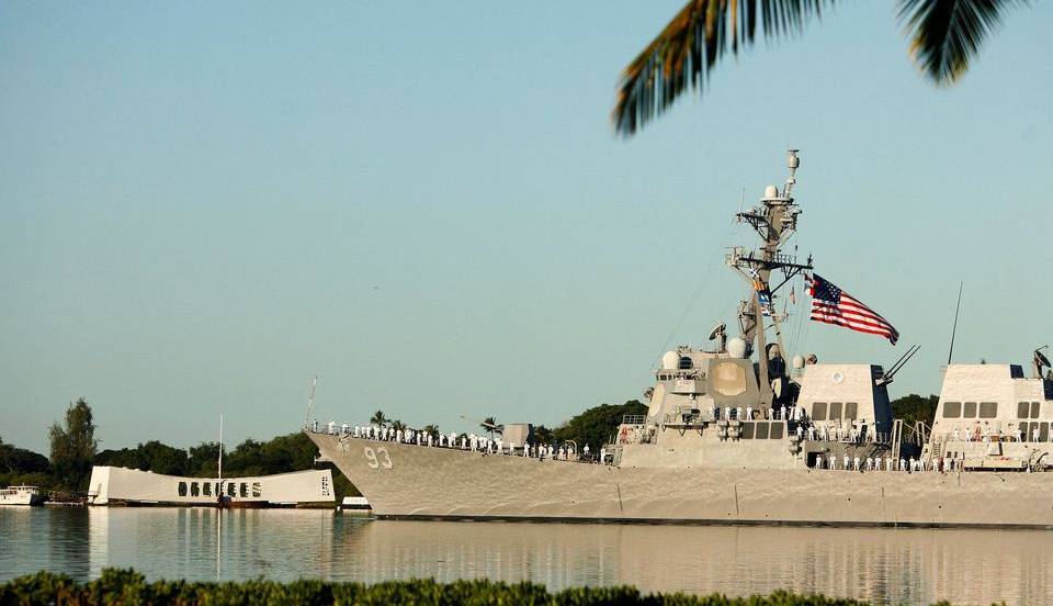 عبور کشتی جنگی آمریکا از تنگه حساس تایوان خشم چین را برانگیخت
