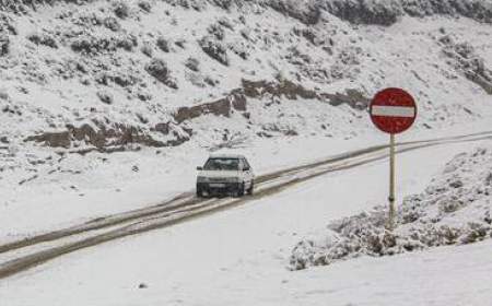 بارش برف و باران در محورهای مواصلاتی ۸ استان