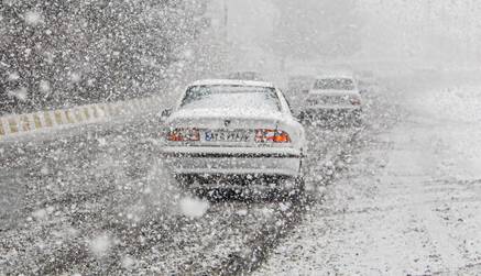 برف و باران در جاده‌های ۱۷ استان کشور؛ سفرهای غیرضروری را لغو کنید