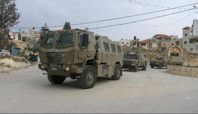 یورش نظامیان صهیونیستی به اردوگاهی در اریحا در کرانه باختری