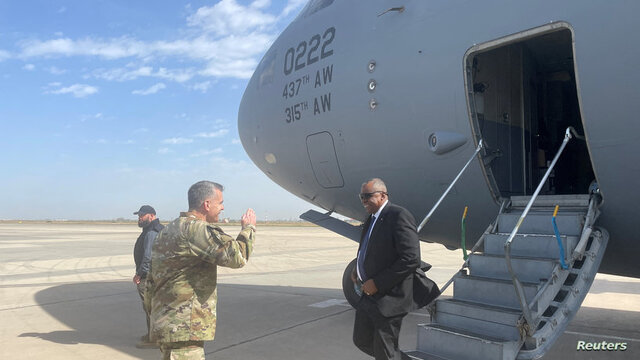 وزیر دفاع آمریکا در سفری اعلام نشده وارد عراق شد
