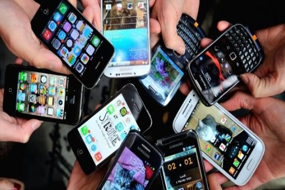 پنج تصمیم جدید وزارت صمت درباره واردات تلفن همراه و تبلت