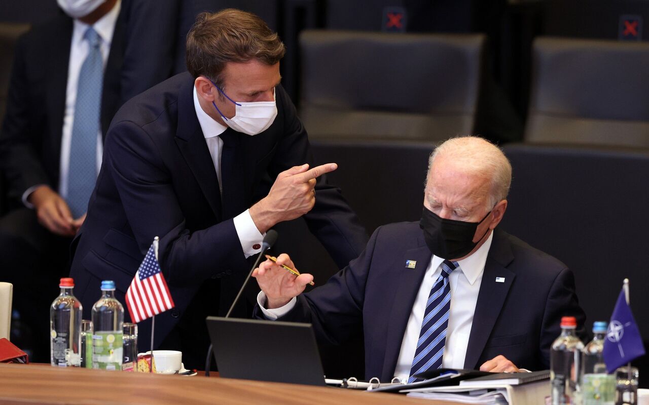 روابط فرانسه و آمریکا بر لبه تیغ؛ "مکرون" از اظهاراتش پا پس کشید؟