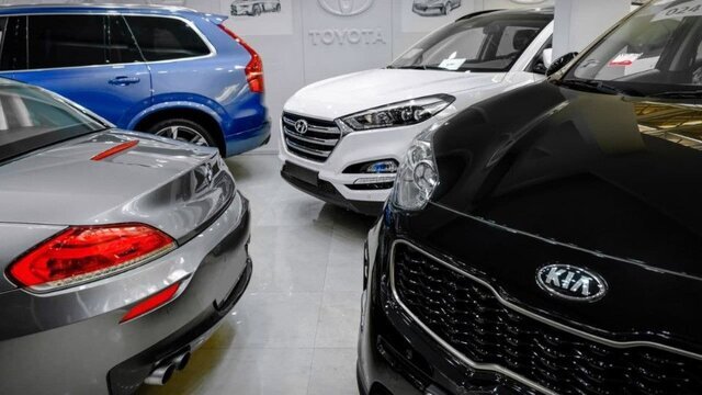 رئیس اتحادیه نمایشگاه‌داران تهران: قیمت خودرو در ۴ سال اخیر ۱۷۰۰ درصد افزایش داشته است