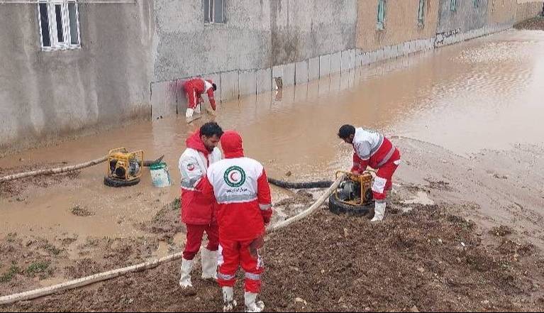 امدادرسانی به ۱۶۷ نفر در سیلاب ۶ استان