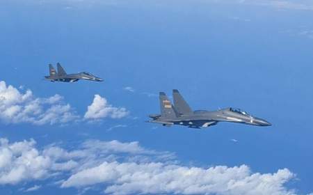 تایوان : ۵ جنگنده چینی حریم هوایی ما را نقض کردند