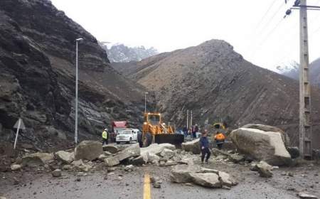 جاده چالوس همچنان مسدود است