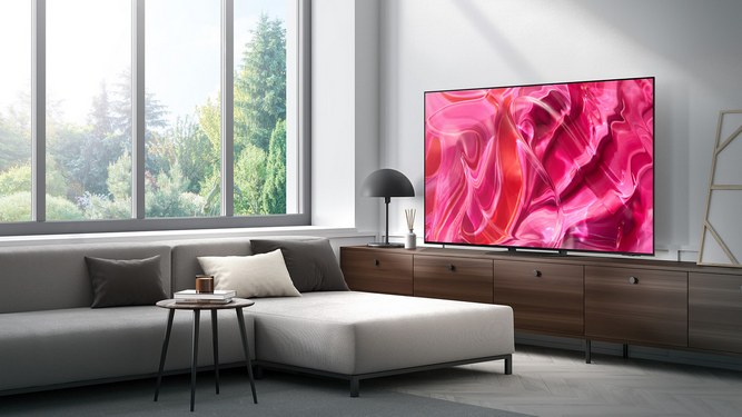 سامسونگ بزرگ‌ترین تلویزیون OLED خود را معرفی کرد